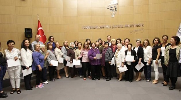 Gaziemirli Kadınlar Haklarını Öğreniyor