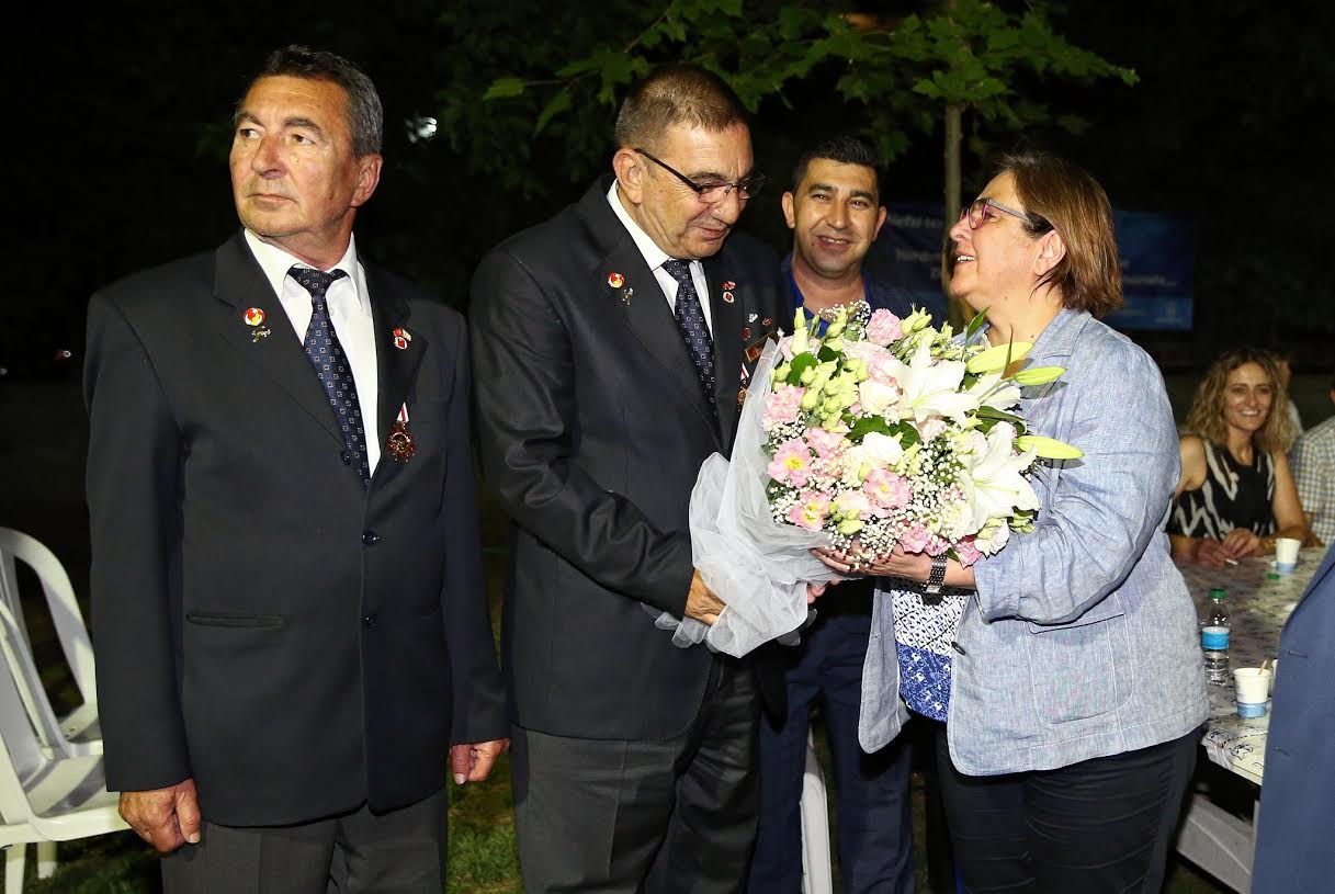 Gaziler ve şehit aileleri iftarda buluştu