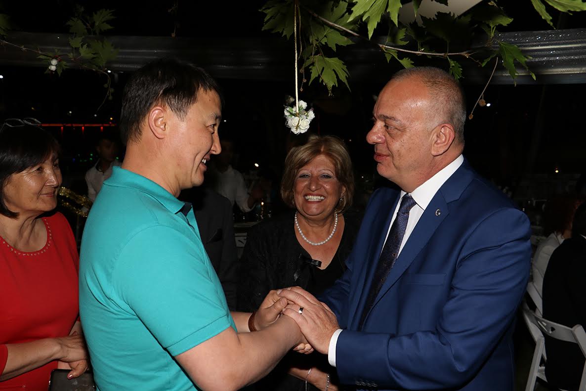 Geleneksel Türk Yemekleri Resepsiyonu’nda Barış Rüzgarları
