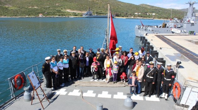 GEMİDE POLİSLER VAR