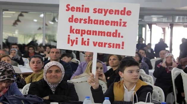 Gençlerden Karabağ’a “Pankartlı” Teşekkür