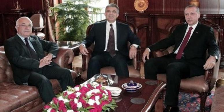 ERDOĞAN VE GÜL'ÜN BİR ARAYA GELDİĞİ FOTOĞRAF