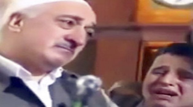Gülen'e Yelpaze Sallayan Çocuk Gözaltına Alındı