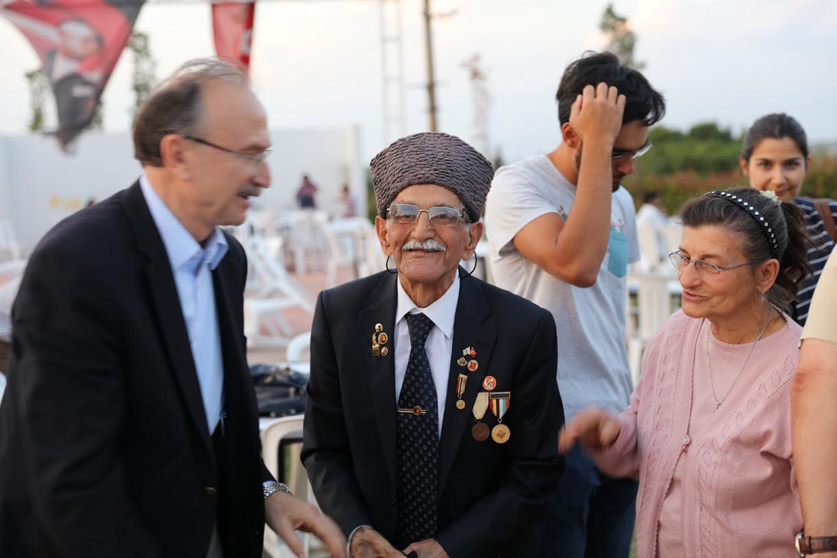Güzelbahçe’de gazi ve  şehit yakınlarına iftar