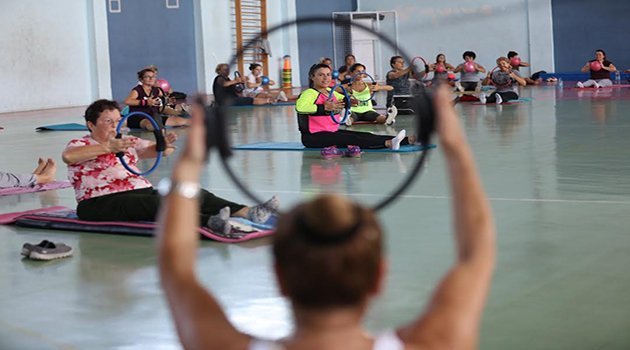 Güzelbahçeli Kadınlara Ücretsiz Spor Eğitimi