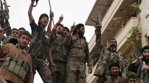 Halep'te muhalifler para ve silahla savaştan kaçıyor iddiası