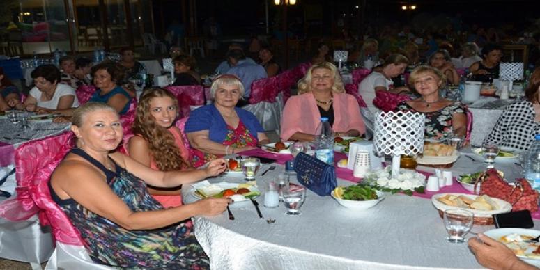 HAYAD VE HAYVAN DOSTLARI ROMAN GECESİ’NDE BİR ARAYA GELDİ