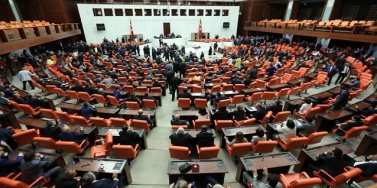 İLK İKİ TURDA KAZANAN YOK
