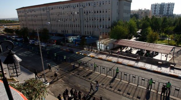 HDP’li 8 milletvekilinin fezlekesi mahkemede