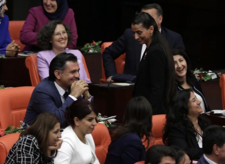 HDP'DEN MECLİS'E SÜRPRİZ ÖNERİ!
