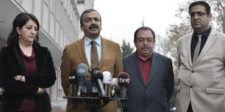 İMRALI HEYETİ:TECRİDE SON VERİN,SAVAŞ PLANINDAN VAZGEÇİN