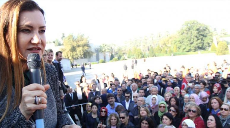 AK PARTİLİ HOTAR'DAN MAZBATA MİTİNGİ