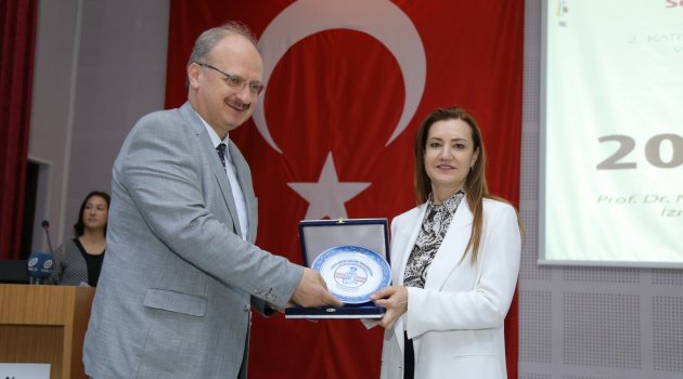 Hotar, İKÇÜ öğrencileriyle bir araya geldi