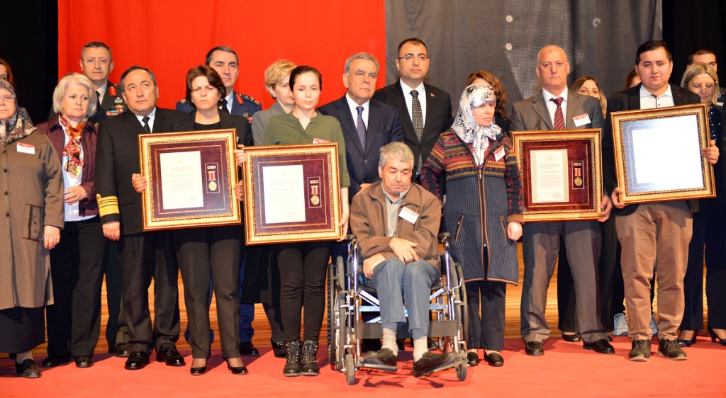 Hüzün ve gurur