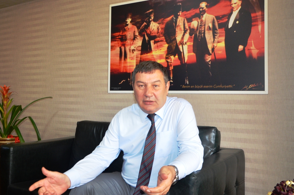 KARATAŞ'TAN DELİCAN'A CEVAP; "AKP TÜRK DÜŞMANIDIR!"