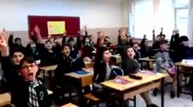 İmam Hatip lisesinde Siyasal İslamcı Slogan Attırdılar