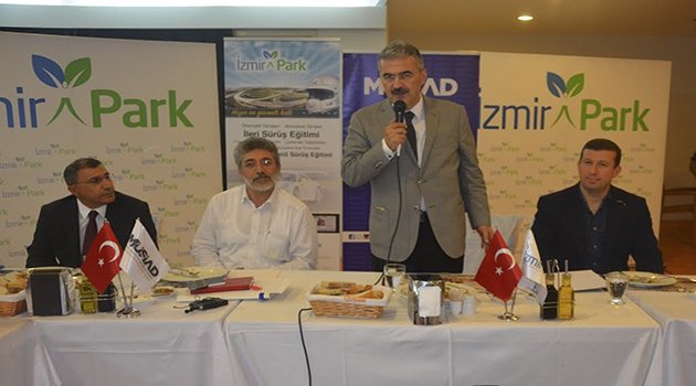 İSTOK Ağustos Ayı Toplantısı MÜSİAD İzmir’in Ev Sahipliğinde Yapıldı