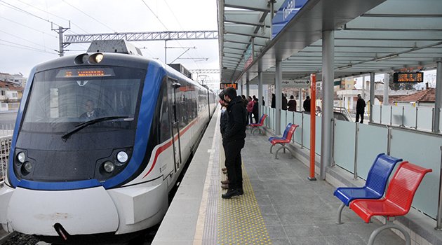 İZBAN Çalışanları Greve Devam Dedi