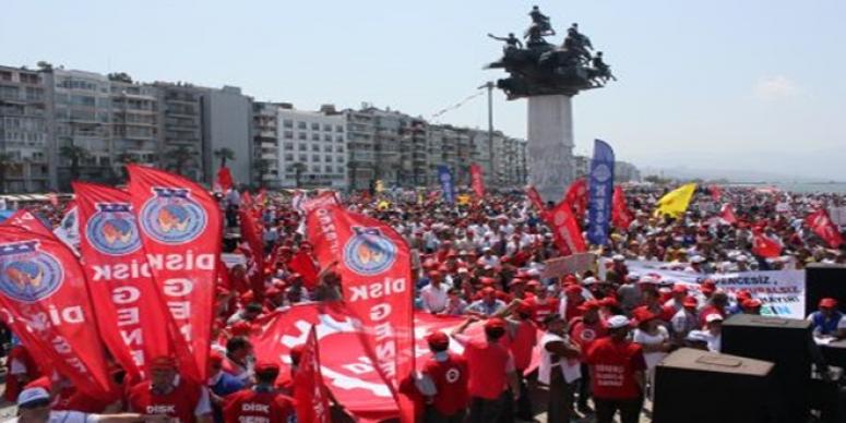İZMİR'DE 1 MAYIS İŞÇİ BAYRAMI KUTLAMALARI