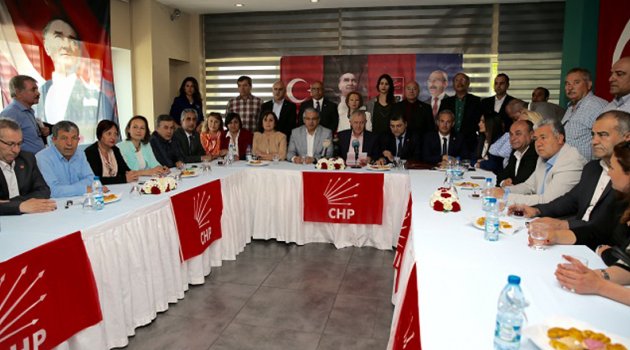 İzmir CHP'den Laiklik Karşıtlığı Açıklaması