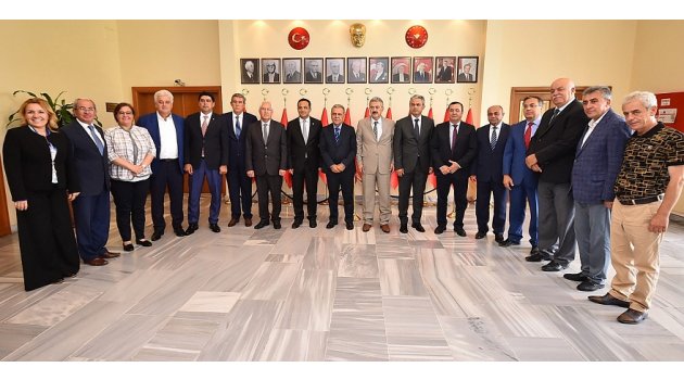 İzmir için ele ele