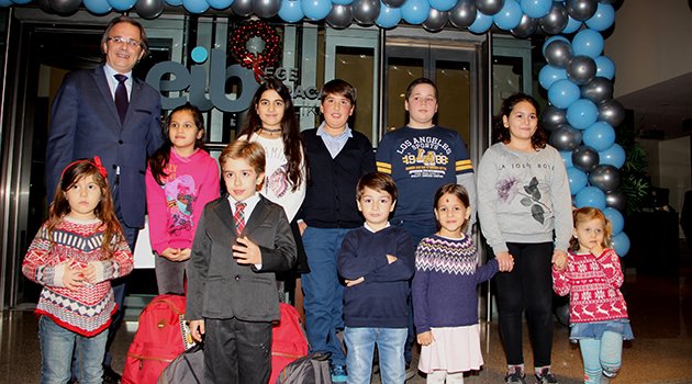 İzmir'de Çocuk Olmayı Resmettiler