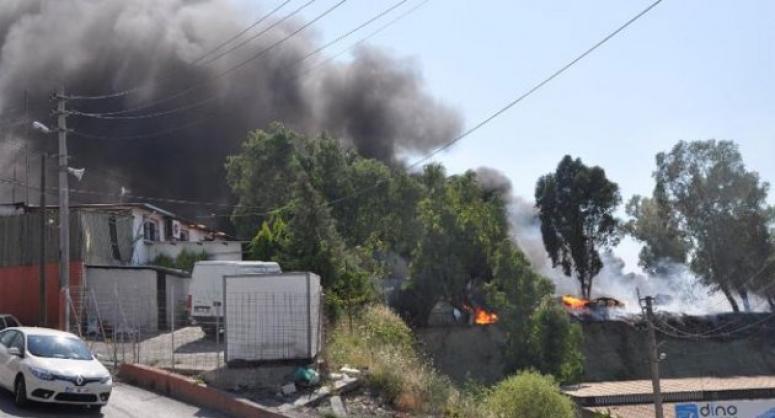 İZMİR'DE SANAYİ YANGINI