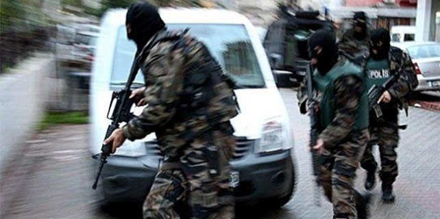 İzmir'de yakalanan IŞİD üyeleri yine AKP'li çıktı