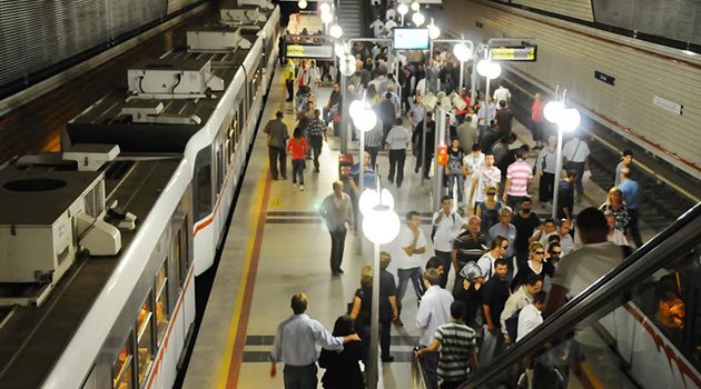 İzmir'in Raylı Sistemleri 2016'da Rekor Kırdı