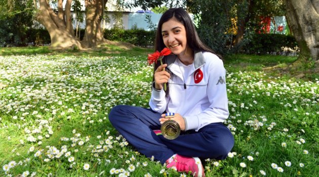 İzmirli judocu Çiçek Akyüz, Avrupa şampiyonu oldu