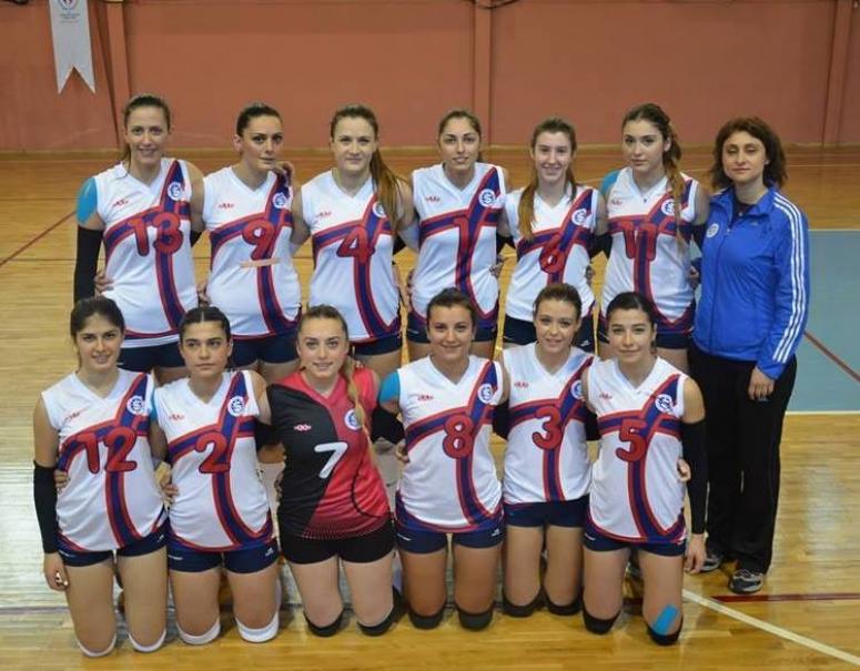 İZMİRSPOR FİLEDE 3.LİG'DE OYNAYACAK