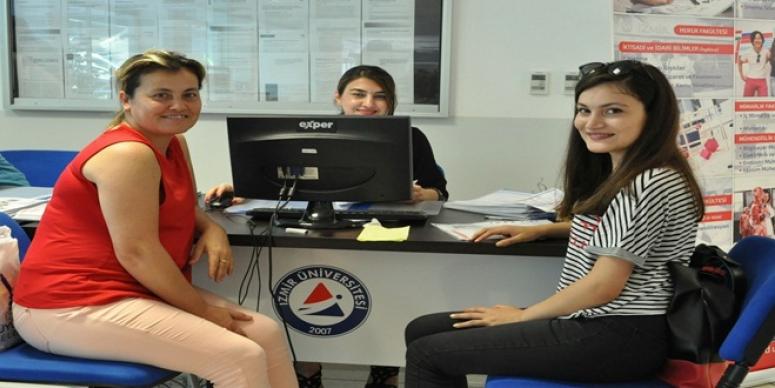 ÖĞRENCİYE BURS DESTEĞİ GELENEĞİ DEĞİŞMEDİ