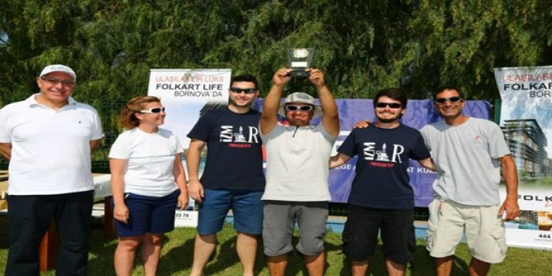 İZMİR ÜNİVERSİTESİ YELKEN KULÜBÜ BİRİNCİ OLDU