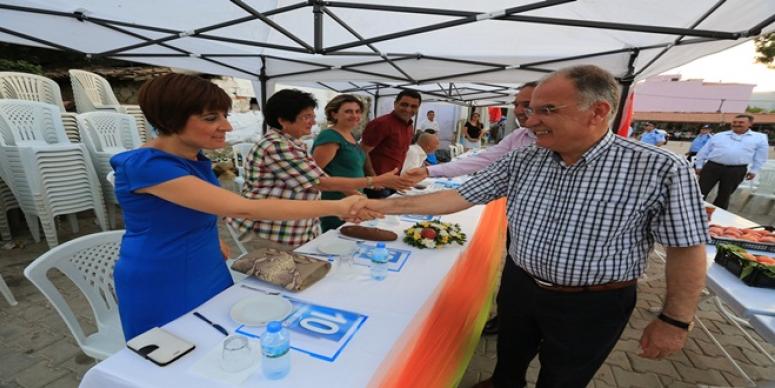 ŞEFTALİ FESTİVALİ BURUK GEÇTİ