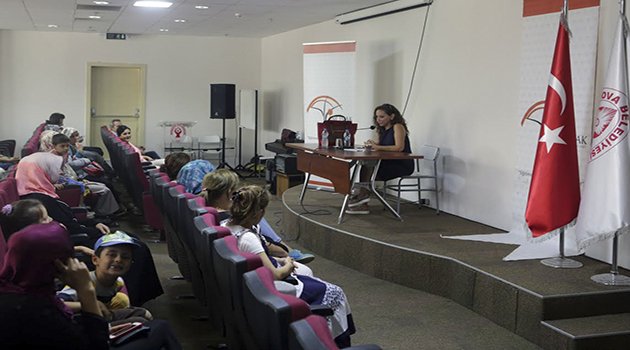 Kadınlar Hakları Konusunda Bilgilendirildi
