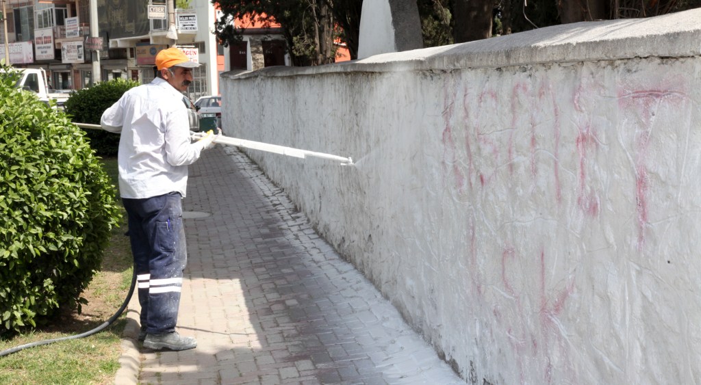 Karabağlar’da yaz hazırlıkları başladı