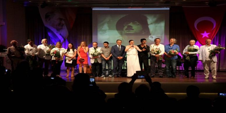 BÜYÜK USTA’YA MUHTEŞEM ANMA