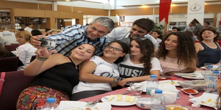 KARGEM’IN GURUR TABLOSU