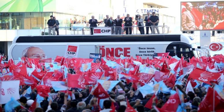 ÖZUSLU: "KARŞIYAKA YINE GÖĞSÜMÜZÜ KABARTTI"