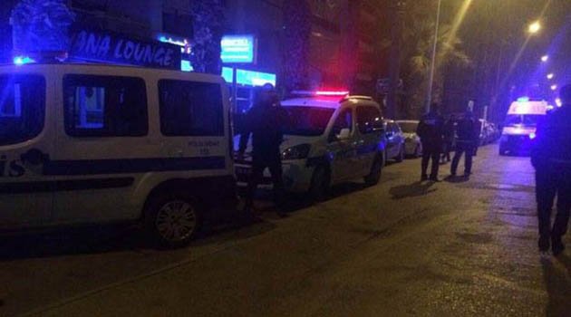 Karşıyaka'da Barda Silahlı Kavga 2 Ölü 2 Ağır Yaralı