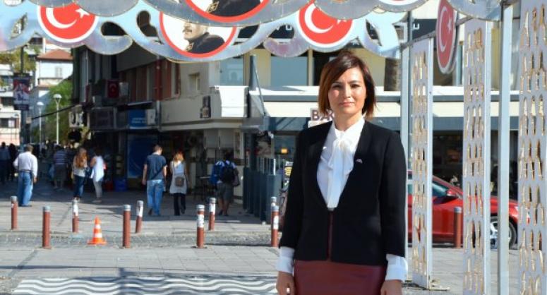 KILIÇ, 'BİR CAN, BİR CİHANA BEDELDİR'