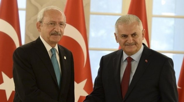 Kılıçdaroğlu Yenikapı Mitinginde Dev Atatürk Posteri ve Devlet Protokolü İstedi