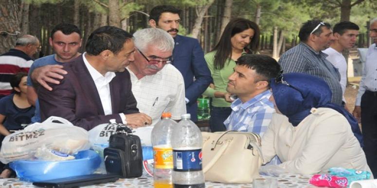 MURAT KOÇ CENNET VADİSİNDE SEÇMENİYLE BULUŞTU