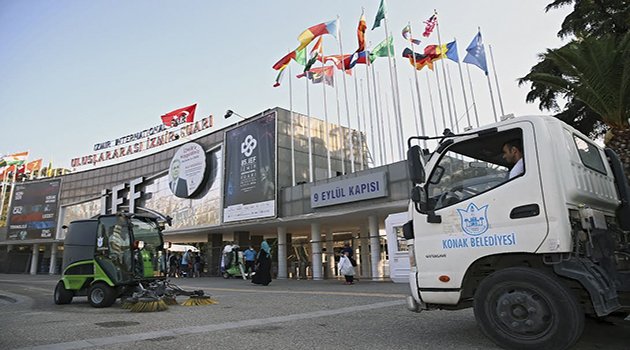Konak Belediyesi'nden Fuar Temizliği