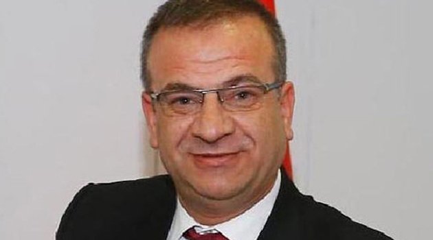 Konak İlçe'de Çiçek Polemiği