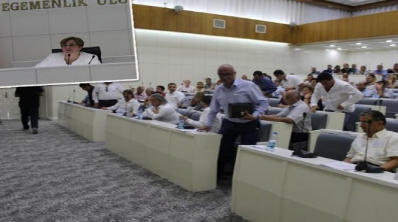 KONAK CHP'DE ÇATLAK: MECLİS'TE 'ÇOMAK' TARTIŞMASI!