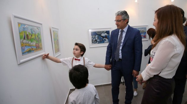 Küçük ressamdan ikinci sergi