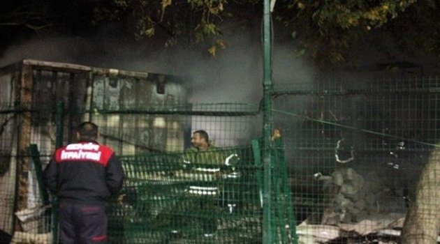 Kültürpark'ta Depo Yangını