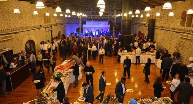 LEZZET USTALARI İZMİR'DE BULUŞTU