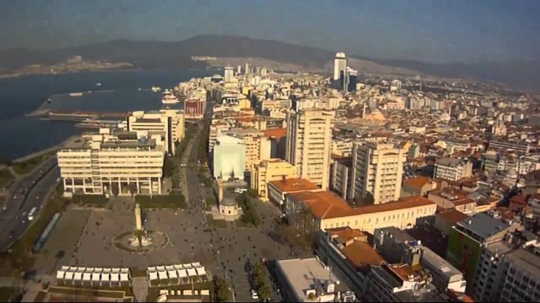 İZMİR’DE KONUTLARIN METREKARE FİYATI BİR YILDA YÜZDE 11 ARTTI